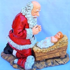 13"x11" Vintage Christmas Sculpture of Santa Claus Honoring the Christ Child